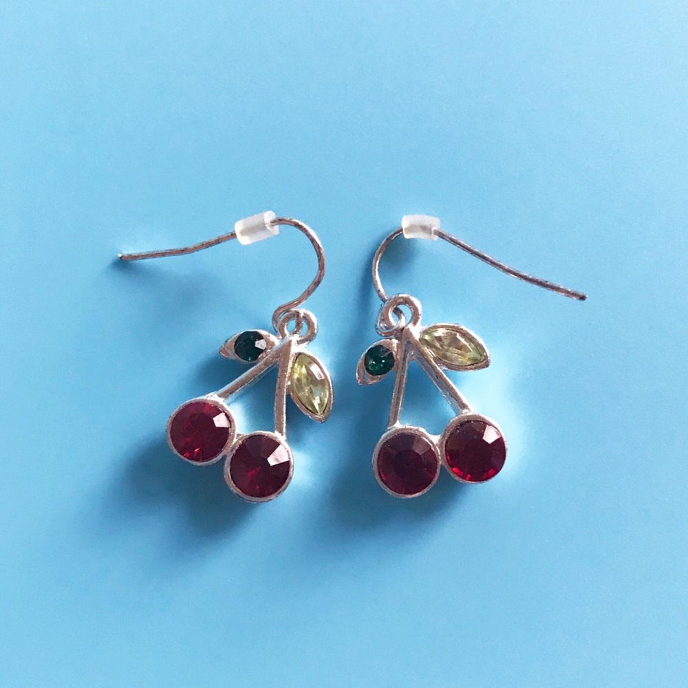 🍒Vintage Cherry Dangle Earrings